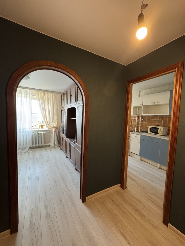 c2/b4/69cb8ba2155ee.jpeg Однокомнатная квартира в пгт Лесной 30 кв.м, 4/9эт.