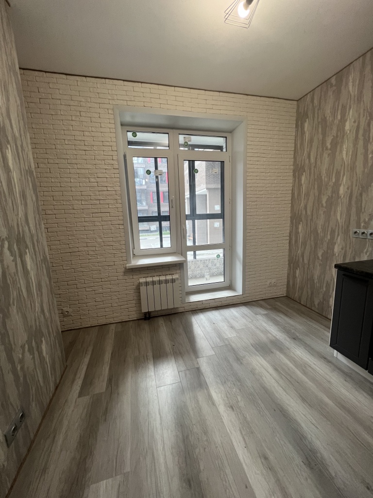 Продается 1- комнатная квартира в г. Мытищи ул. Тенистый бульвар  расположенная на 1/6 этажного монолитного дома.