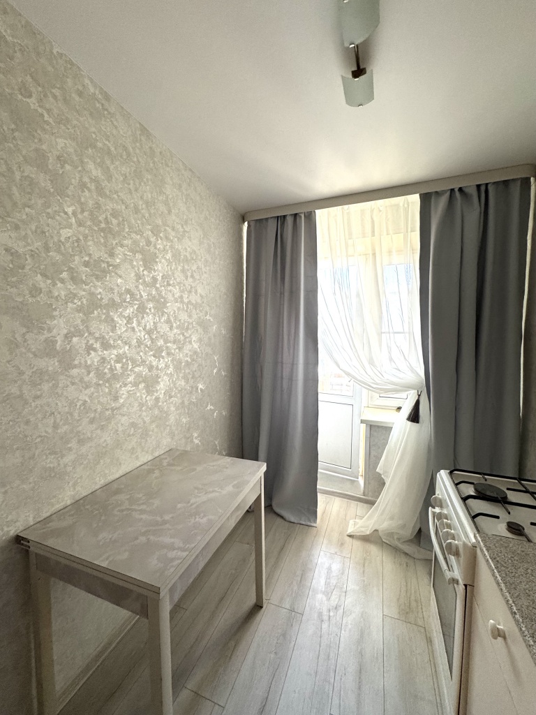 8d/82/69cb8ba26a96e.jpeg Однокомнатная квартира в пгт Лесной 30 кв.м, 4/9эт.