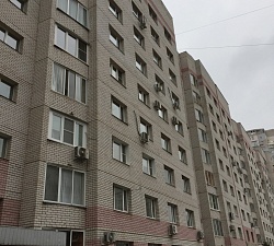 Трех комнатная квартира в г Королев Пушкинская ул.13 ,100 м,1/9 эт